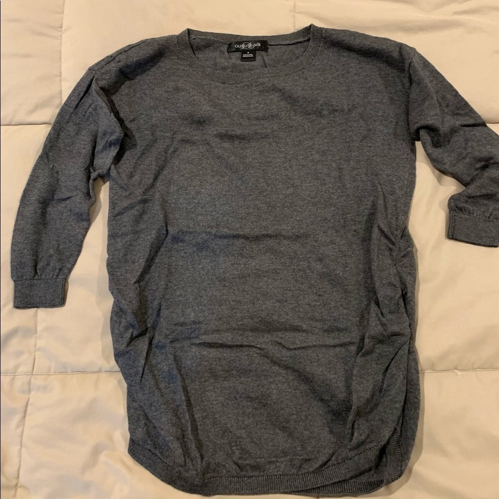 Women’s gray lightweight&super soft S sweater top